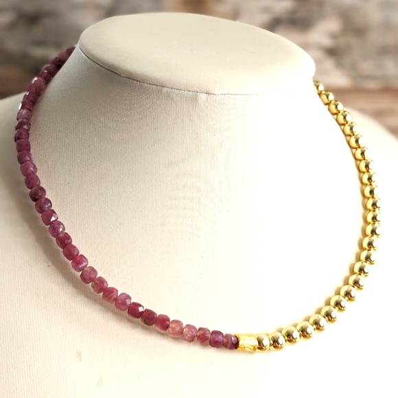 Natural Pink Thulite Beads With Gold Beads In Half And Half Choker/Necklace - Picture 3 of 9